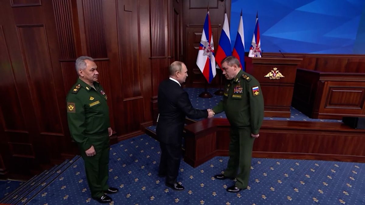 Moskva je odhodlaná přitvrdit, ukazuje rošáda ruských generálů